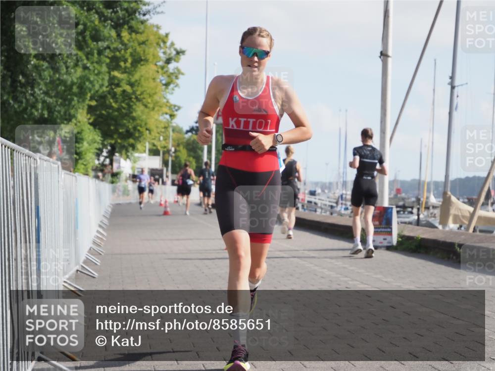 17.08.2025 - KN Förde Triathlon 2025 KatJ http://msf.ph/oto/8585651 17.08.2025 10:11:23 Laufen 101, 179 meine-sportfotos.de