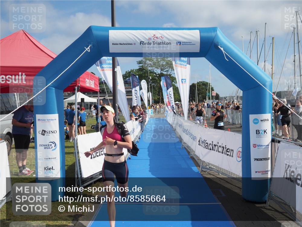 17.08.2025 - KN Förde Triathlon 2025 MichiJ http://msf.ph/oto/8585664 17.08.2025 10:19:10 Laufen 119 meine-sportfotos.de