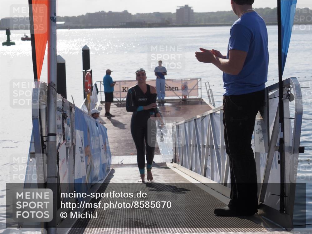 17.08.2025 - KN Förde Triathlon 2025 MichiJ http://msf.ph/oto/8585670 17.08.2025 09:25:16 Schwimmen 199, 248, 199, 248 meine-sportfotos.de