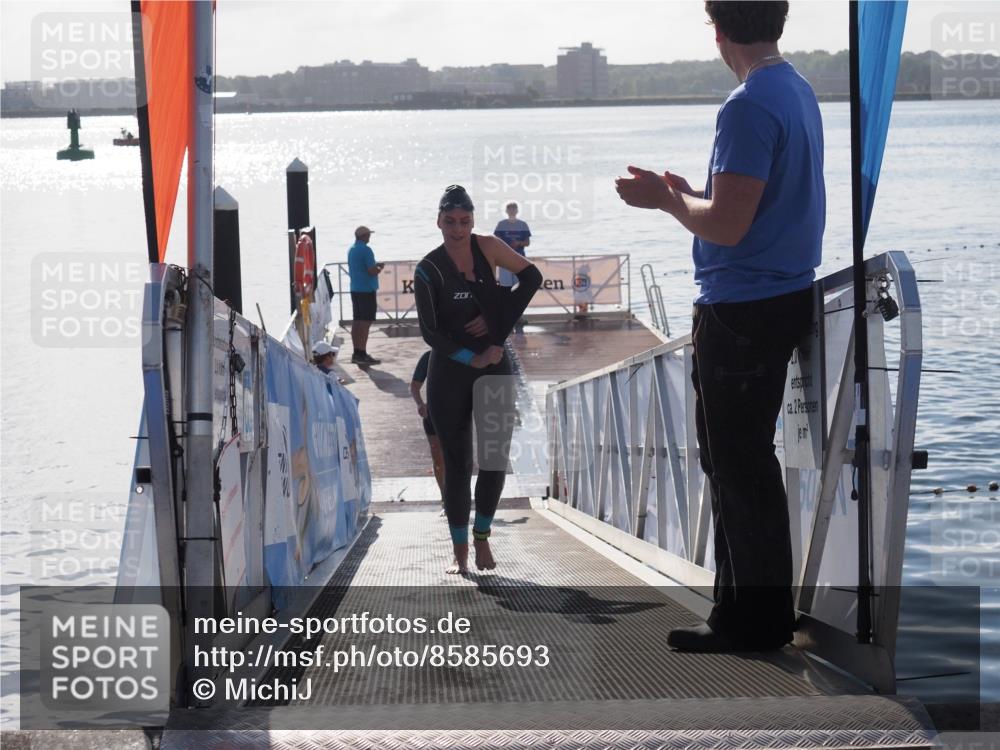 17.08.2025 - KN Förde Triathlon 2025 MichiJ http://msf.ph/oto/8585693 17.08.2025 09:25:17 Schwimmen 199, 248, 199, 248 meine-sportfotos.de