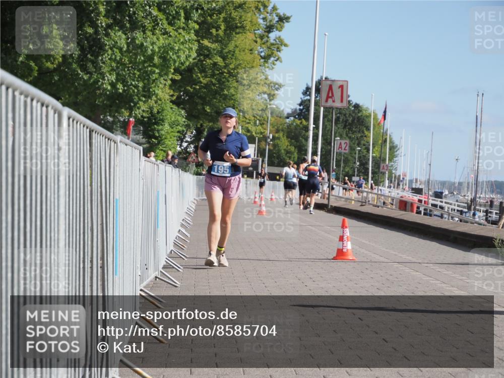 17.08.2025 - KN Förde Triathlon 2025 KatJ http://msf.ph/oto/8585704 17.08.2025 10:34:50 Laufen 195 meine-sportfotos.de