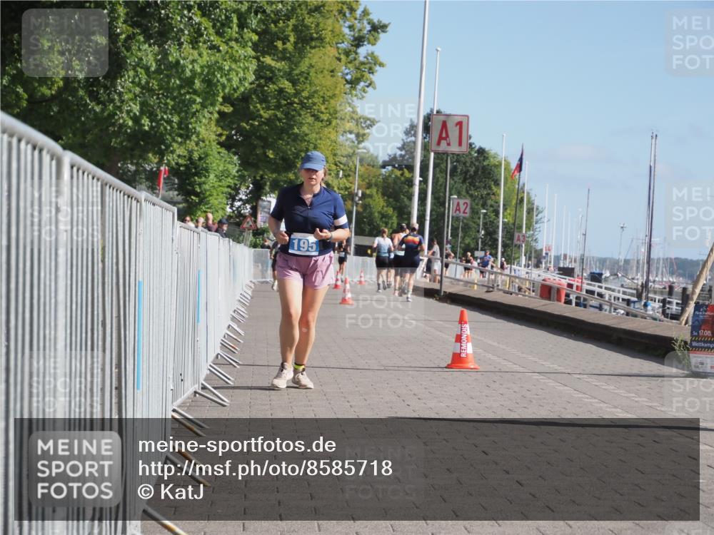 17.08.2025 - KN Förde Triathlon 2025 KatJ http://msf.ph/oto/8585718 17.08.2025 10:34:51 Laufen 195 meine-sportfotos.de