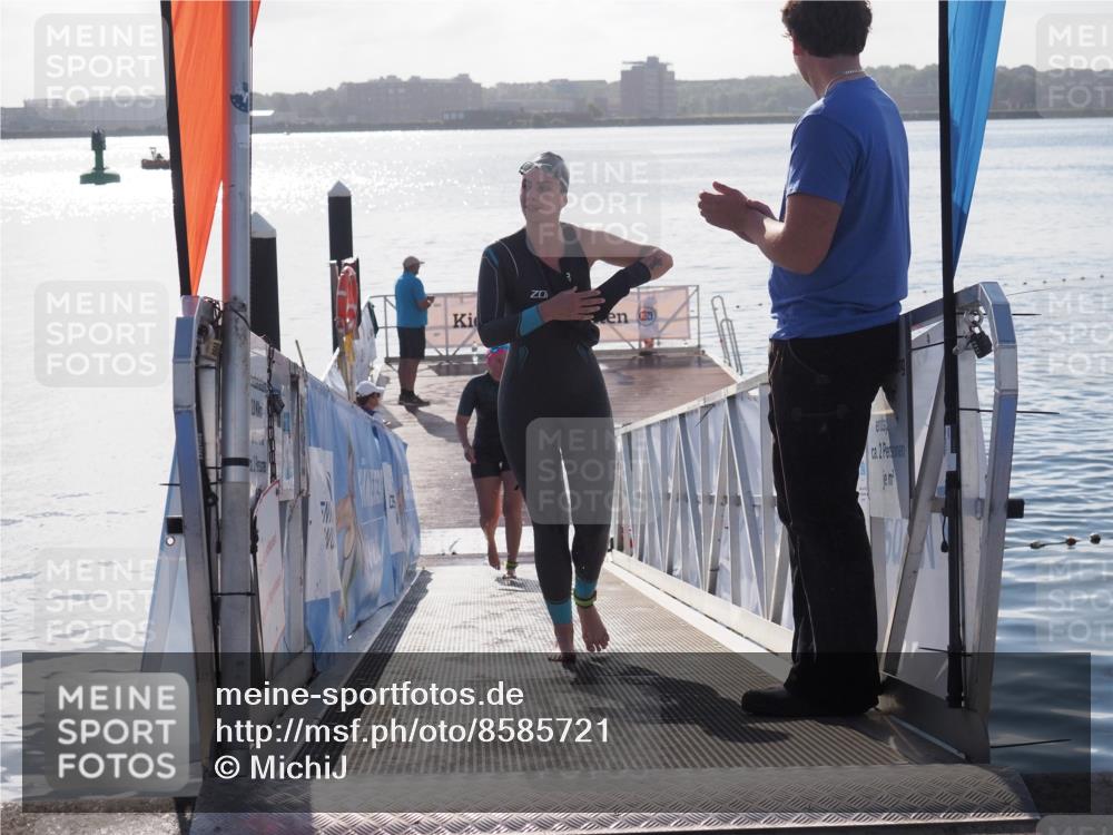 17.08.2025 - KN Förde Triathlon 2025 MichiJ http://msf.ph/oto/8585721 17.08.2025 09:25:18 Schwimmen 199, 248, 199 meine-sportfotos.de
