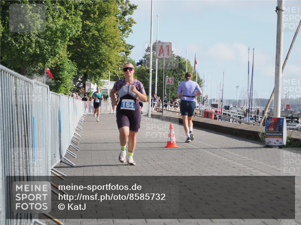 17.08.2025 - KN Förde Triathlon 2025 KatJ http://msf.ph/oto/8585732 17.08.2025 10:11:48 Laufen 164 meine-sportfotos.de