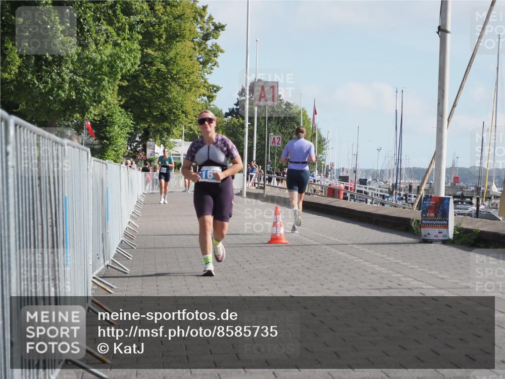17.08.2025 - KN Förde Triathlon 2025 KatJ http://msf.ph/oto/8585735 17.08.2025 10:11:48 Laufen 164 meine-sportfotos.de