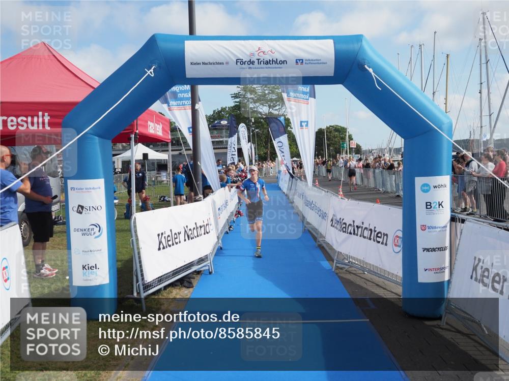 17.08.2025 - KN Förde Triathlon 2025 MichiJ http://msf.ph/oto/8585845 17.08.2025 10:20:53 Laufen 108 meine-sportfotos.de