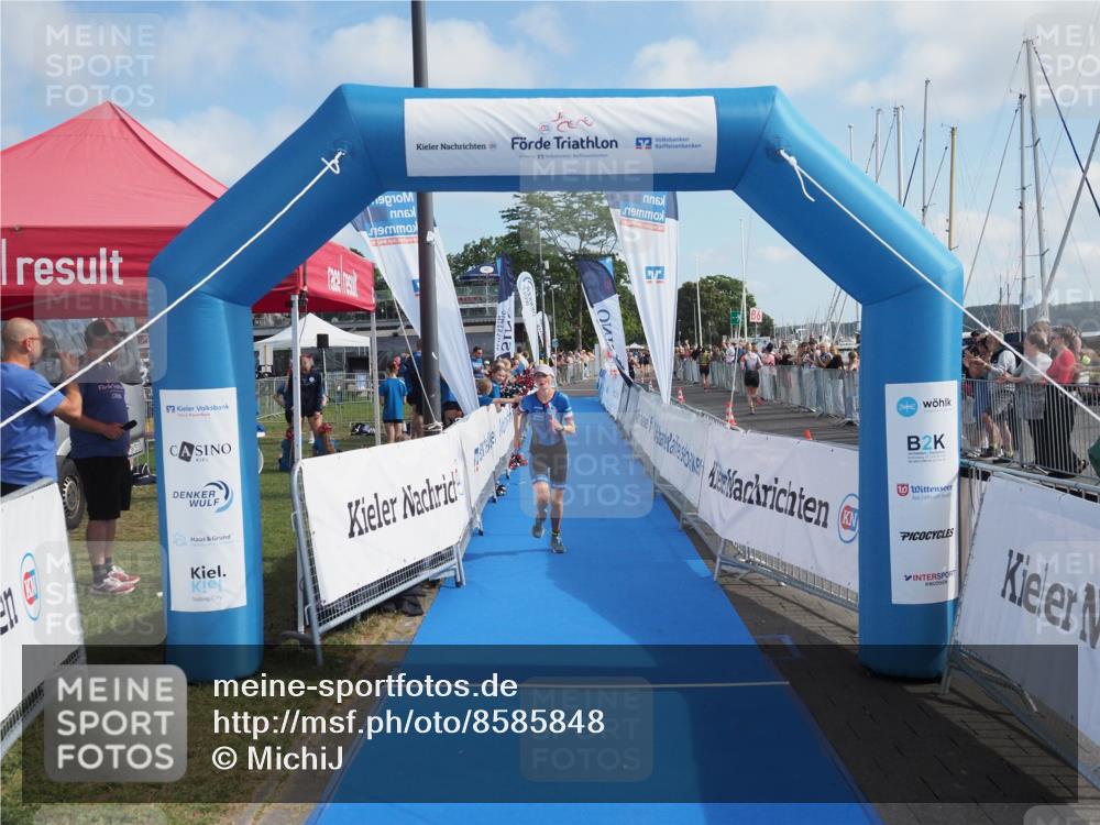 17.08.2025 - KN Förde Triathlon 2025 MichiJ http://msf.ph/oto/8585848 17.08.2025 10:20:53 Laufen 108 meine-sportfotos.de