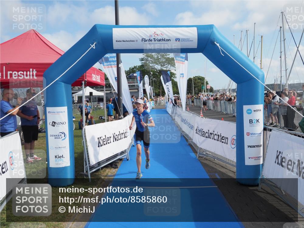 17.08.2025 - KN Förde Triathlon 2025 MichiJ http://msf.ph/oto/8585860 17.08.2025 10:20:54 Laufen 108 meine-sportfotos.de