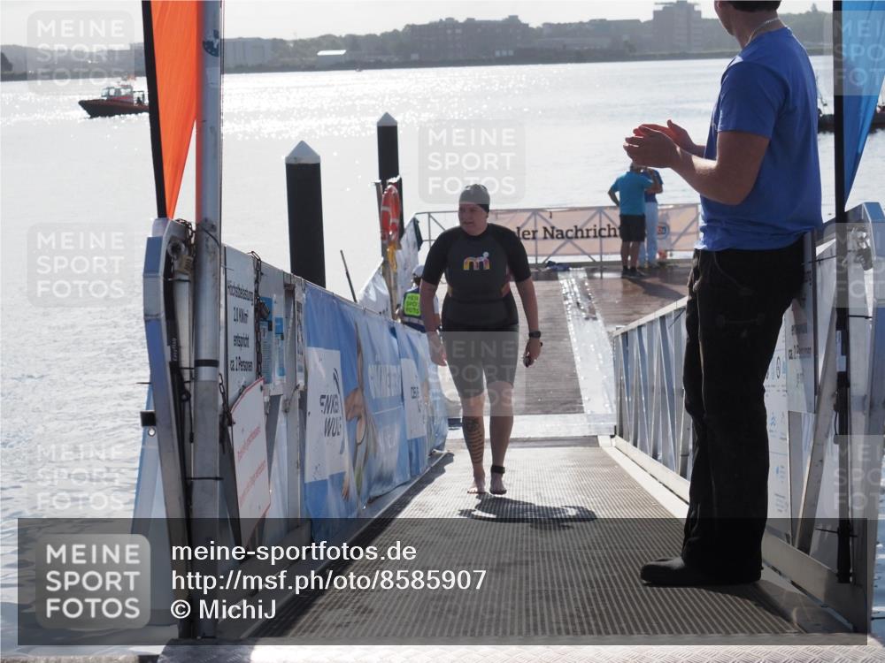 17.08.2025 - KN Förde Triathlon 2025 MichiJ http://msf.ph/oto/8585907 17.08.2025 09:27:13 Schwimmen 245 meine-sportfotos.de
