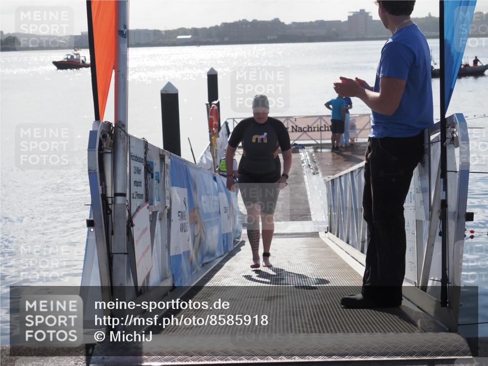17.08.2025 - KN Förde Triathlon 2025 MichiJ http://msf.ph/oto/8585918 17.08.2025 09:27:13 Schwimmen 245 meine-sportfotos.de