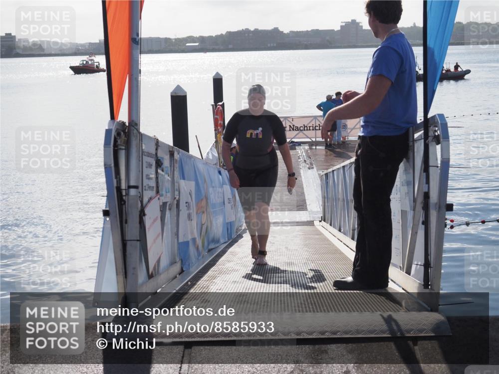 17.08.2025 - KN Förde Triathlon 2025 MichiJ http://msf.ph/oto/8585933 17.08.2025 09:27:14 Schwimmen 245 meine-sportfotos.de