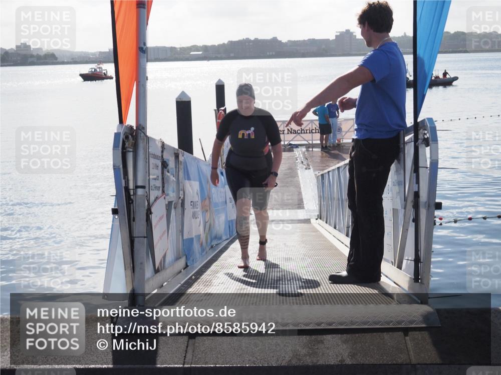 17.08.2025 - KN Förde Triathlon 2025 MichiJ http://msf.ph/oto/8585942 17.08.2025 09:27:15 Schwimmen 245 meine-sportfotos.de