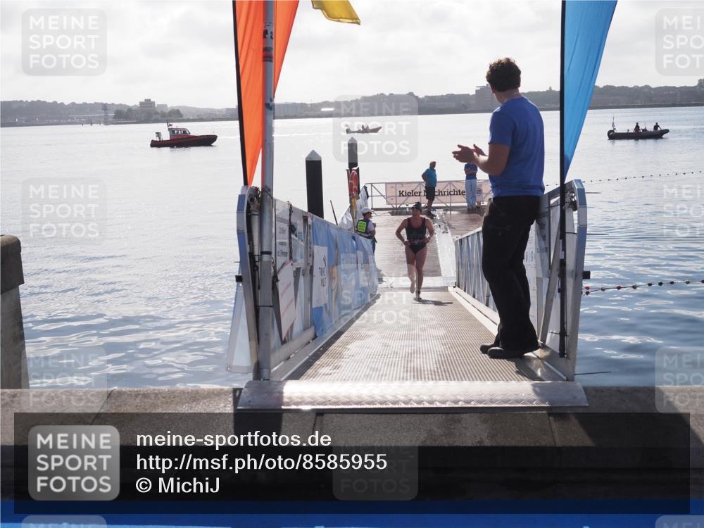 17.08.2025 - KN Förde Triathlon 2025 MichiJ http://msf.ph/oto/8585955 17.08.2025 09:28:36 Schwimmen 207, 207 meine-sportfotos.de