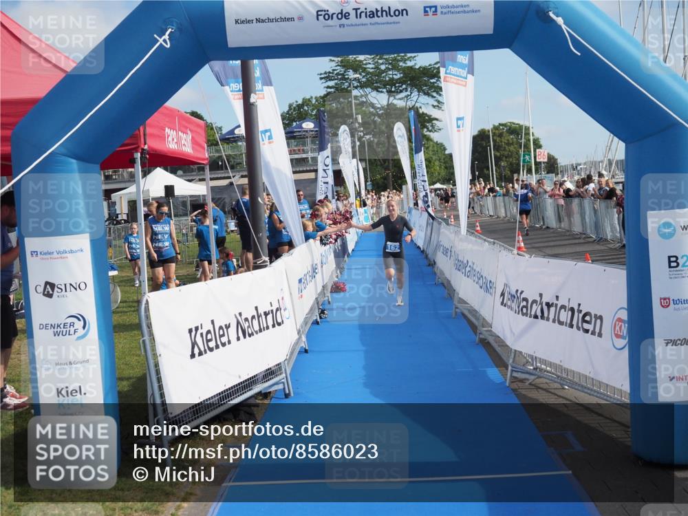 17.08.2025 - KN Förde Triathlon 2025 MichiJ http://msf.ph/oto/8586023 17.08.2025 10:21:46 Laufen 162 meine-sportfotos.de
