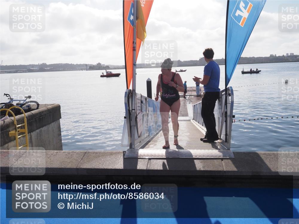 17.08.2025 - KN Förde Triathlon 2025 MichiJ http://msf.ph/oto/8586034 17.08.2025 09:28:40 Schwimmen 207, 207 meine-sportfotos.de