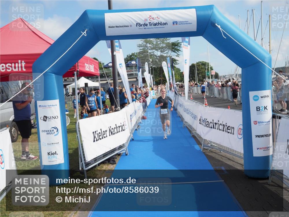 17.08.2025 - KN Förde Triathlon 2025 MichiJ http://msf.ph/oto/8586039 17.08.2025 10:21:47 Laufen 162 meine-sportfotos.de