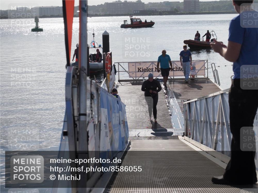 17.08.2025 - KN Förde Triathlon 2025 MichiJ http://msf.ph/oto/8586055 17.08.2025 09:33:34 Schwimmen 238 meine-sportfotos.de