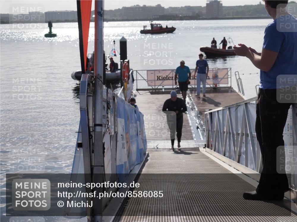17.08.2025 - KN Förde Triathlon 2025 MichiJ http://msf.ph/oto/8586085 17.08.2025 09:33:36 Schwimmen 238, 238 meine-sportfotos.de