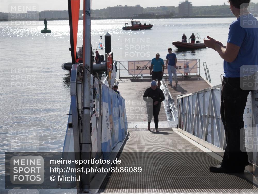 17.08.2025 - KN Förde Triathlon 2025 MichiJ http://msf.ph/oto/8586089 17.08.2025 09:33:36 Schwimmen 238, 238 meine-sportfotos.de