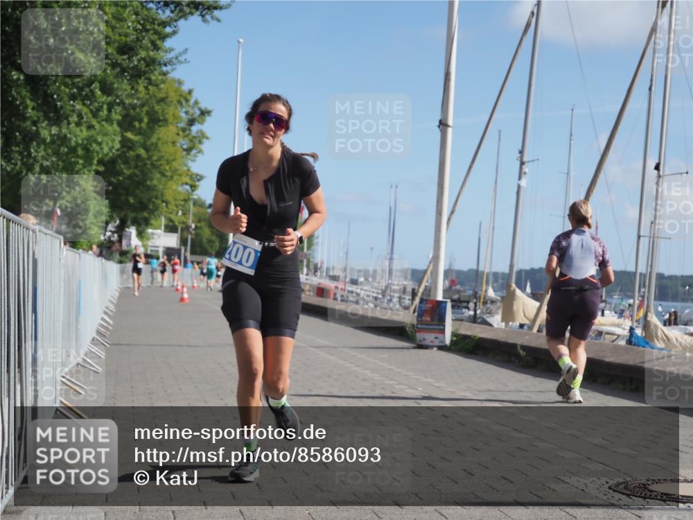 17.08.2025 - KN Förde Triathlon 2025 KatJ http://msf.ph/oto/8586093 17.08.2025 10:35:19 Laufen 200 meine-sportfotos.de