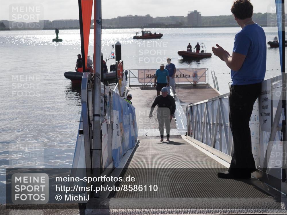 17.08.2025 - KN Förde Triathlon 2025 MichiJ http://msf.ph/oto/8586110 17.08.2025 09:33:37 Schwimmen 238, 238 meine-sportfotos.de