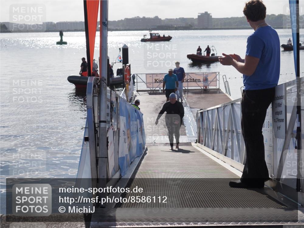 17.08.2025 - KN Förde Triathlon 2025 MichiJ http://msf.ph/oto/8586112 17.08.2025 09:33:38 Schwimmen 238, 238 meine-sportfotos.de