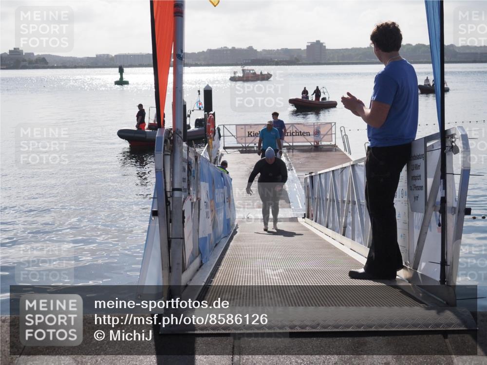17.08.2025 - KN Förde Triathlon 2025 MichiJ http://msf.ph/oto/8586126 17.08.2025 09:33:39 Schwimmen 238, 238 meine-sportfotos.de