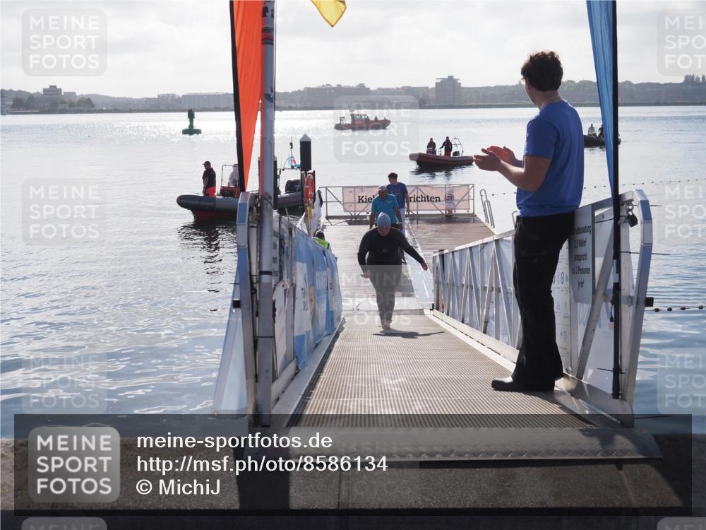 17.08.2025 - KN Förde Triathlon 2025 MichiJ http://msf.ph/oto/8586134 17.08.2025 09:33:39 Schwimmen 238, 238 meine-sportfotos.de