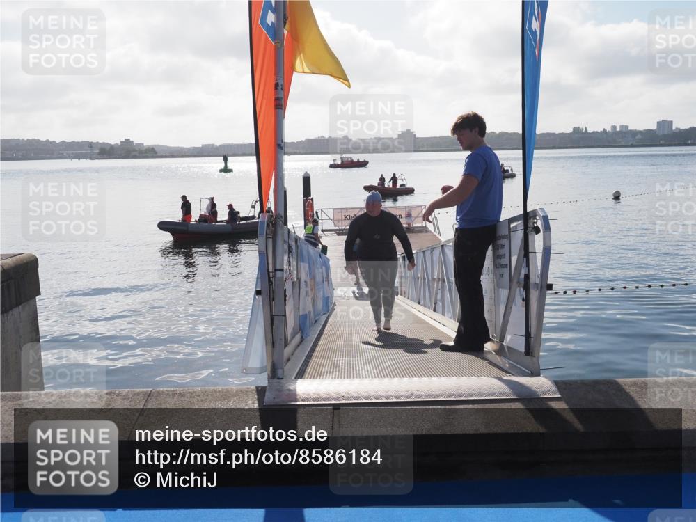 17.08.2025 - KN Förde Triathlon 2025 MichiJ http://msf.ph/oto/8586184 17.08.2025 09:33:43 Schwimmen 238 meine-sportfotos.de