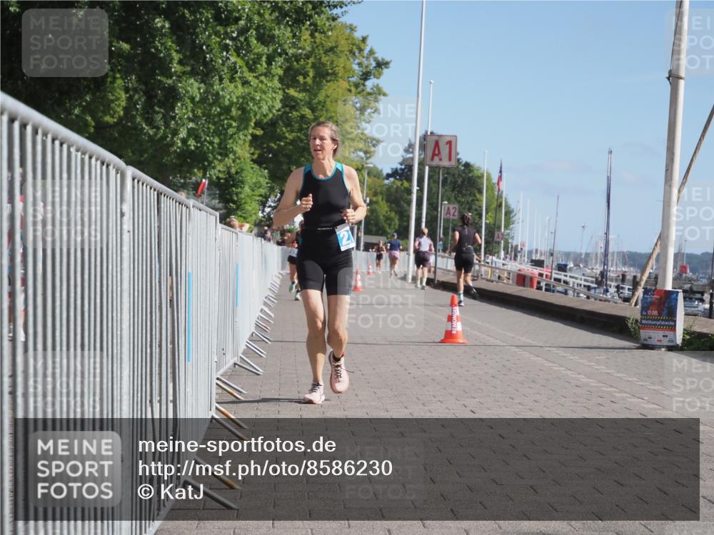 17.08.2025 - KN Förde Triathlon 2025 KatJ http://msf.ph/oto/8586230 17.08.2025 10:35:34 Laufen 218 meine-sportfotos.de