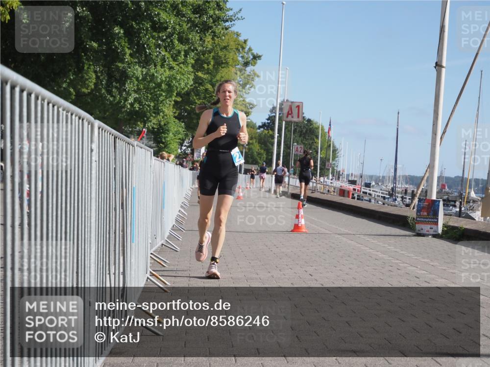 17.08.2025 - KN Förde Triathlon 2025 KatJ http://msf.ph/oto/8586246 17.08.2025 10:35:34 Laufen 218 meine-sportfotos.de