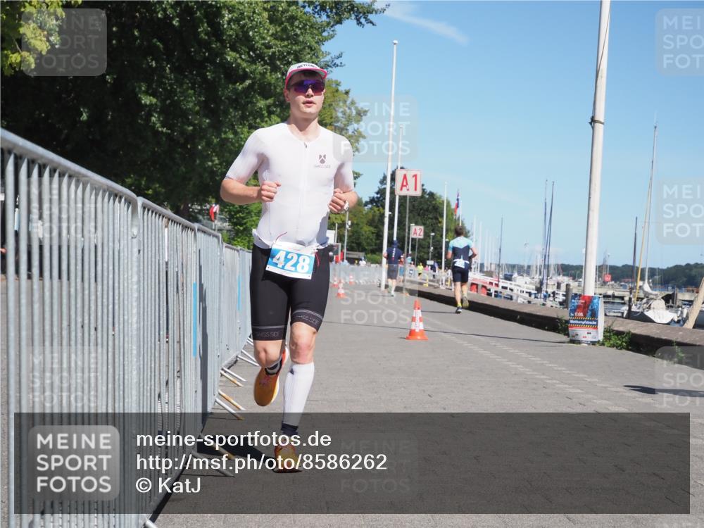 17.08.2025 - KN Förde Triathlon 2025 KatJ http://msf.ph/oto/8586262 17.08.2025 13:27:06 Laufen 403, 428, 433 meine-sportfotos.de