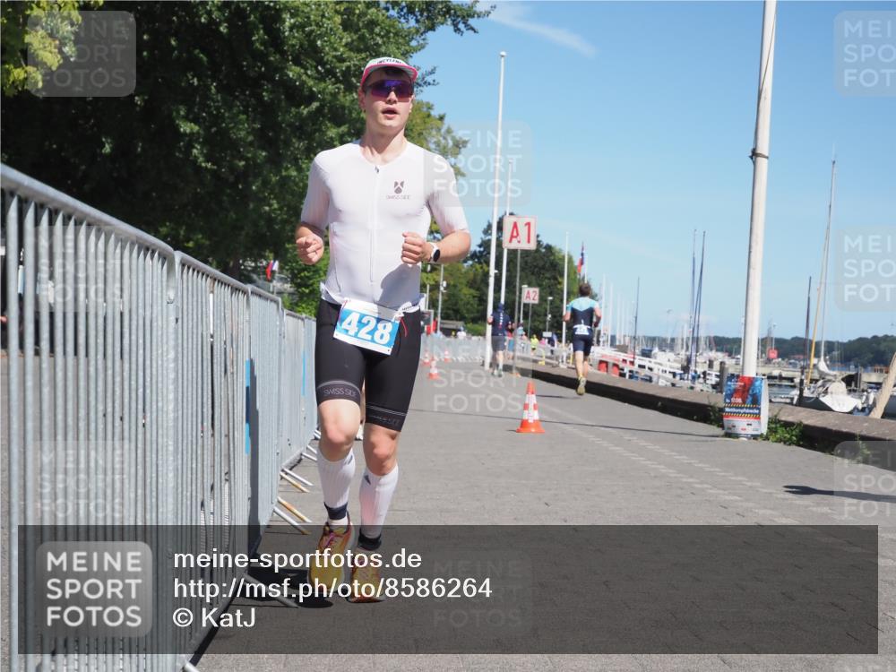 17.08.2025 - KN Förde Triathlon 2025 KatJ http://msf.ph/oto/8586264 17.08.2025 13:27:06 Laufen 403, 428, 433 meine-sportfotos.de
