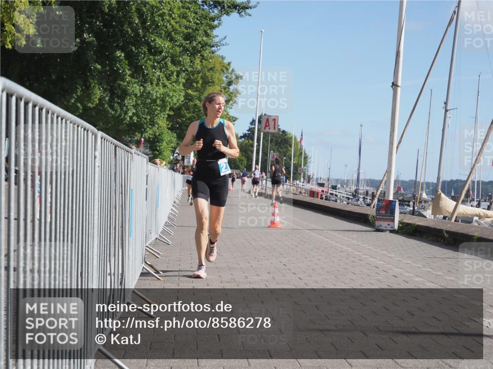 17.08.2025 - KN Förde Triathlon 2025 KatJ http://msf.ph/oto/8586278 17.08.2025 10:35:34 Laufen 218 meine-sportfotos.de
