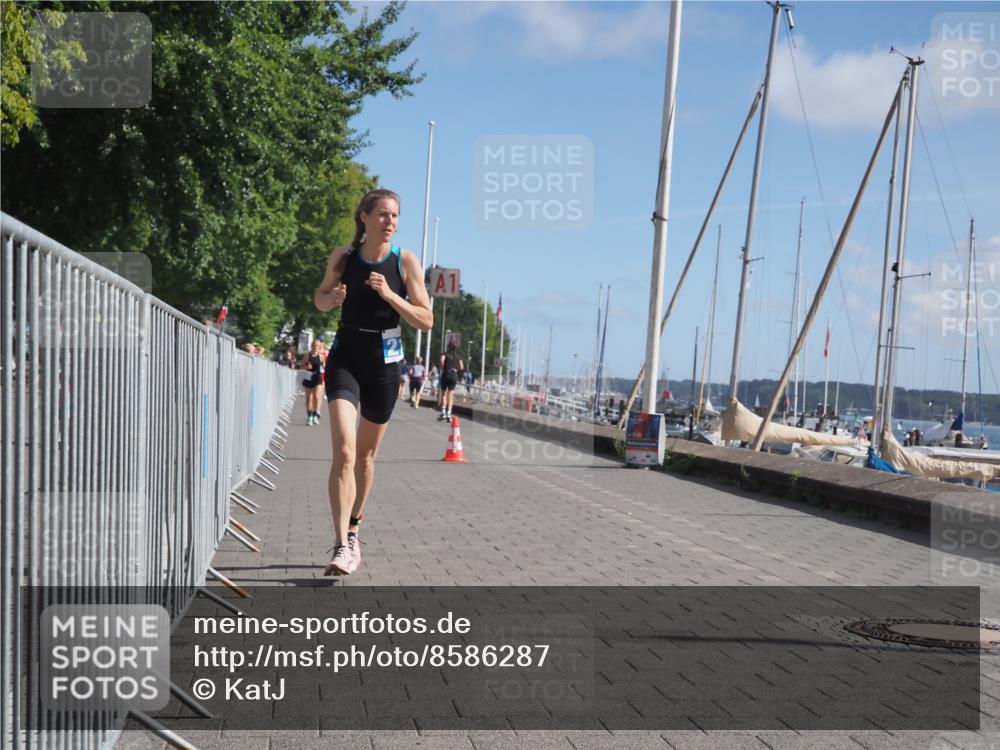 17.08.2025 - KN Förde Triathlon 2025 KatJ http://msf.ph/oto/8586287 17.08.2025 10:35:35 Laufen 182, 218 meine-sportfotos.de