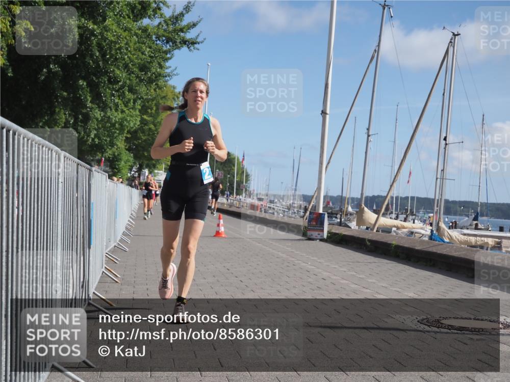 17.08.2025 - KN Förde Triathlon 2025 KatJ http://msf.ph/oto/8586301 17.08.2025 10:35:35 Laufen 182, 218 meine-sportfotos.de