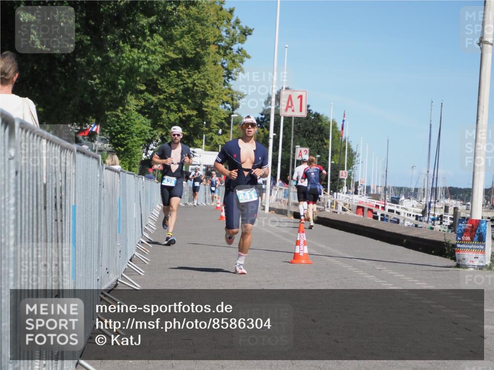 17.08.2025 - KN Förde Triathlon 2025 KatJ http://msf.ph/oto/8586304 17.08.2025 13:27:21 Laufen 425, 441 meine-sportfotos.de
