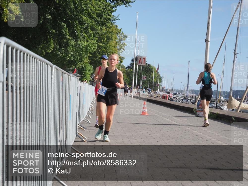 17.08.2025 - KN Förde Triathlon 2025 KatJ http://msf.ph/oto/8586332 17.08.2025 10:35:43 Laufen 172, 182 meine-sportfotos.de