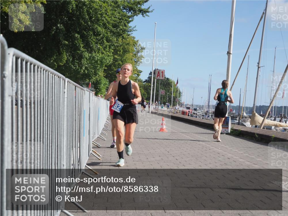 17.08.2025 - KN Förde Triathlon 2025 KatJ http://msf.ph/oto/8586338 17.08.2025 10:35:43 Laufen 172, 182 meine-sportfotos.de