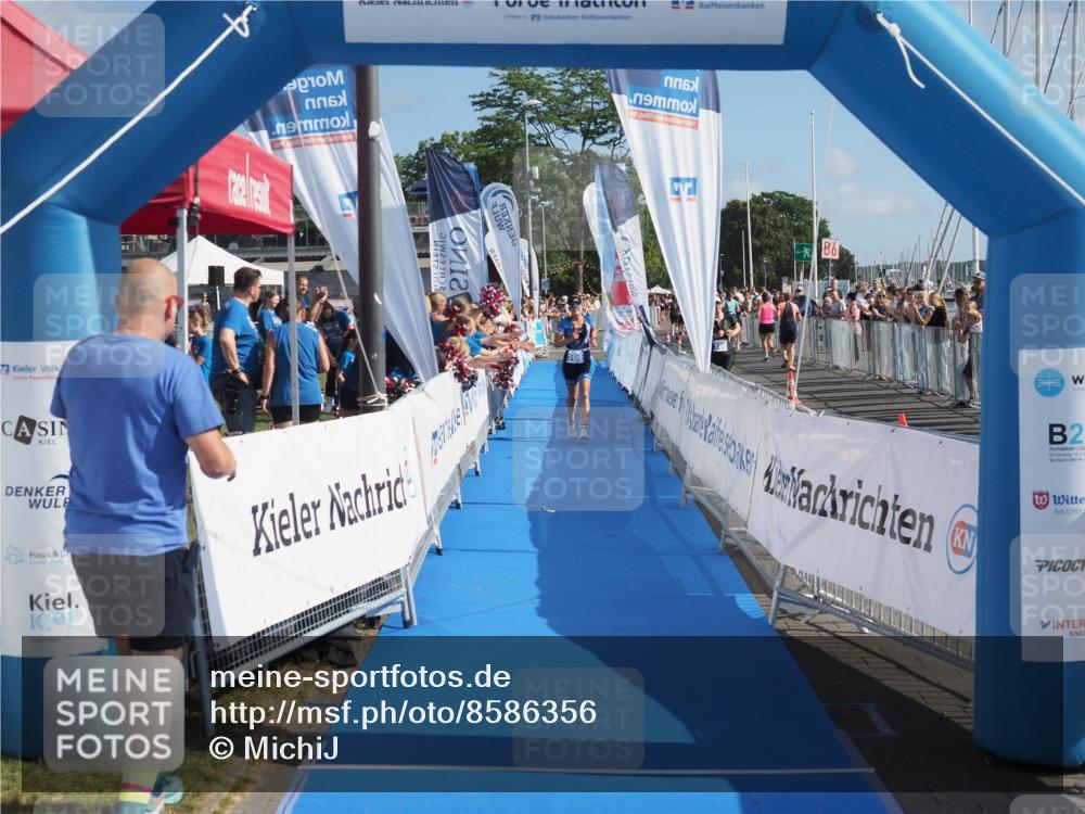 17.08.2025 - KN Förde Triathlon 2025 MichiJ http://msf.ph/oto/8586356 17.08.2025 10:24:54 Laufen 109 meine-sportfotos.de