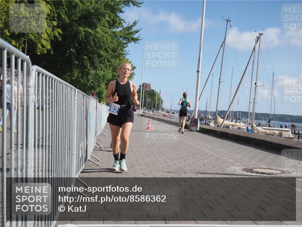 17.08.2025 - KN Förde Triathlon 2025 KatJ http://msf.ph/oto/8586362 17.08.2025 10:35:44 Laufen 172, 182 meine-sportfotos.de