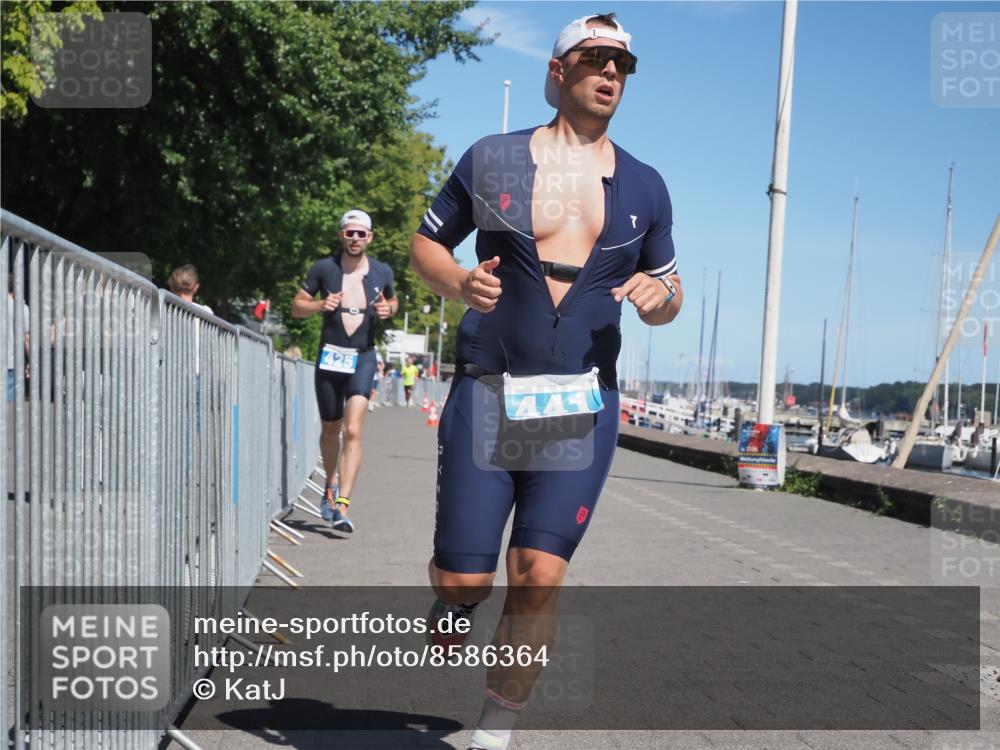 17.08.2025 - KN Förde Triathlon 2025 KatJ http://msf.ph/oto/8586364 17.08.2025 13:27:24 Laufen 425, 441 meine-sportfotos.de