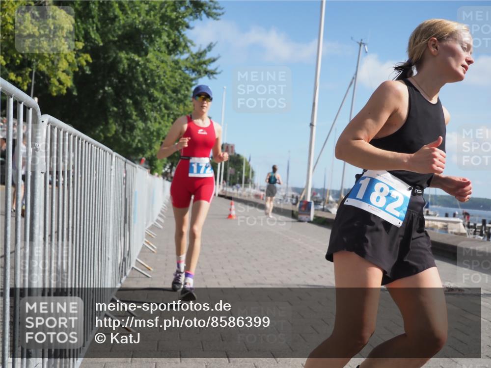 17.08.2025 - KN Förde Triathlon 2025 KatJ http://msf.ph/oto/8586399 17.08.2025 10:35:45 Laufen 172, 182, 242 meine-sportfotos.de