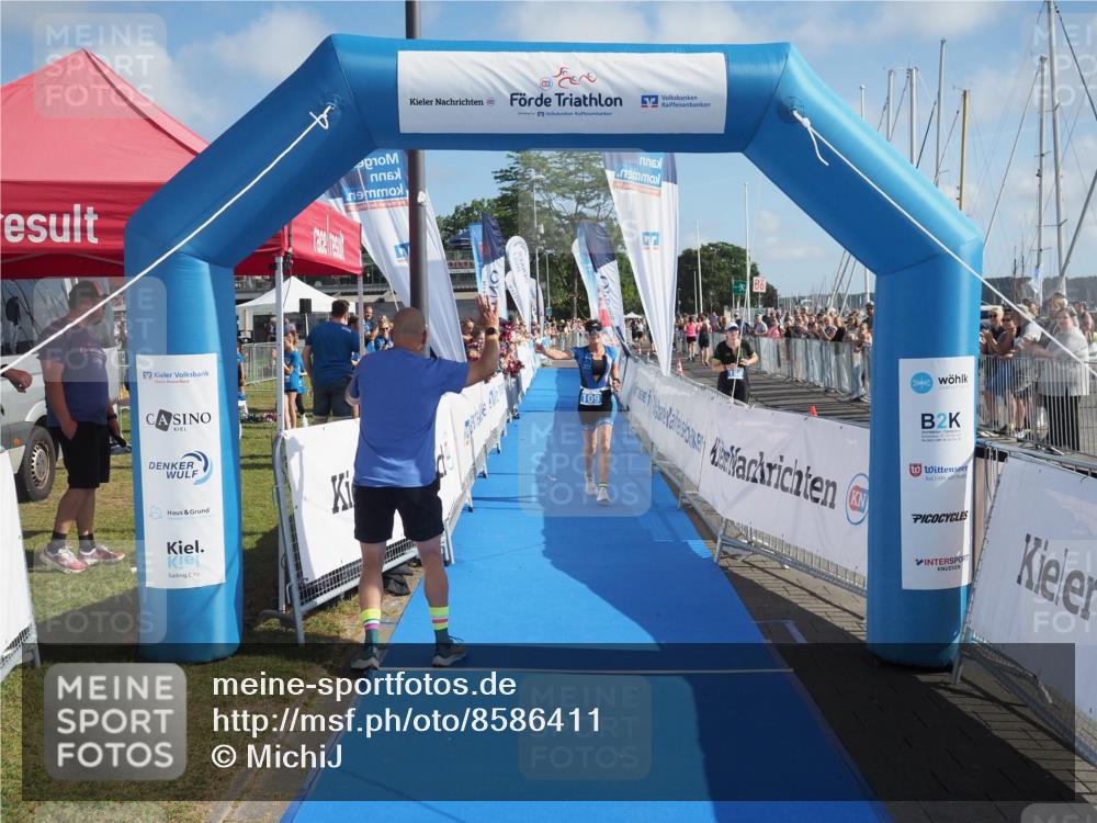 17.08.2025 - KN Förde Triathlon 2025 MichiJ http://msf.ph/oto/8586411 17.08.2025 10:24:57 Laufen 109 meine-sportfotos.de