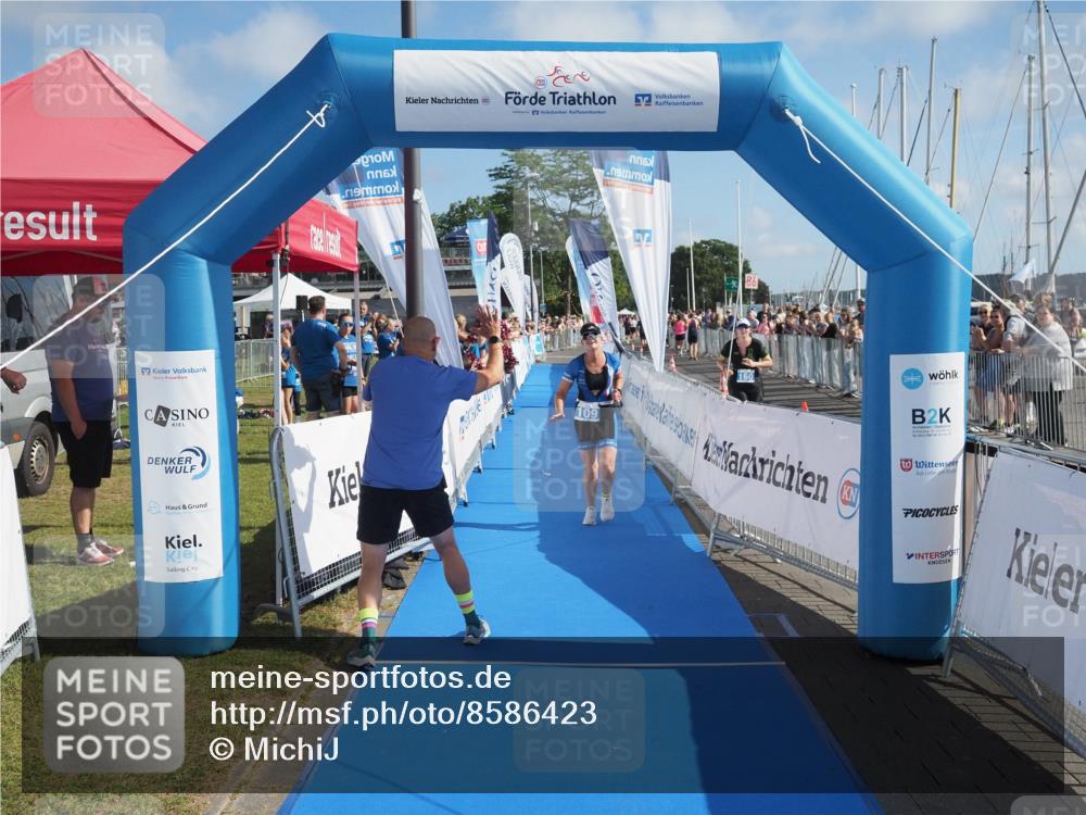 17.08.2025 - KN Förde Triathlon 2025 MichiJ http://msf.ph/oto/8586423 17.08.2025 10:24:58 Laufen 109 meine-sportfotos.de