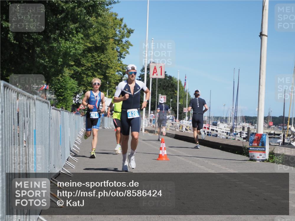 17.08.2025 - KN Förde Triathlon 2025 KatJ http://msf.ph/oto/8586424 17.08.2025 13:27:36 Laufen 401, 420, 456 meine-sportfotos.de