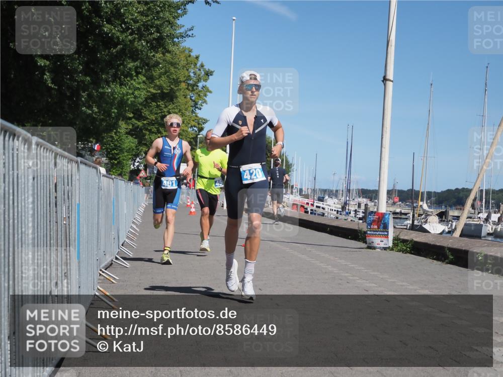 17.08.2025 - KN Förde Triathlon 2025 KatJ http://msf.ph/oto/8586449 17.08.2025 13:27:38 Laufen 401, 420, 456 meine-sportfotos.de