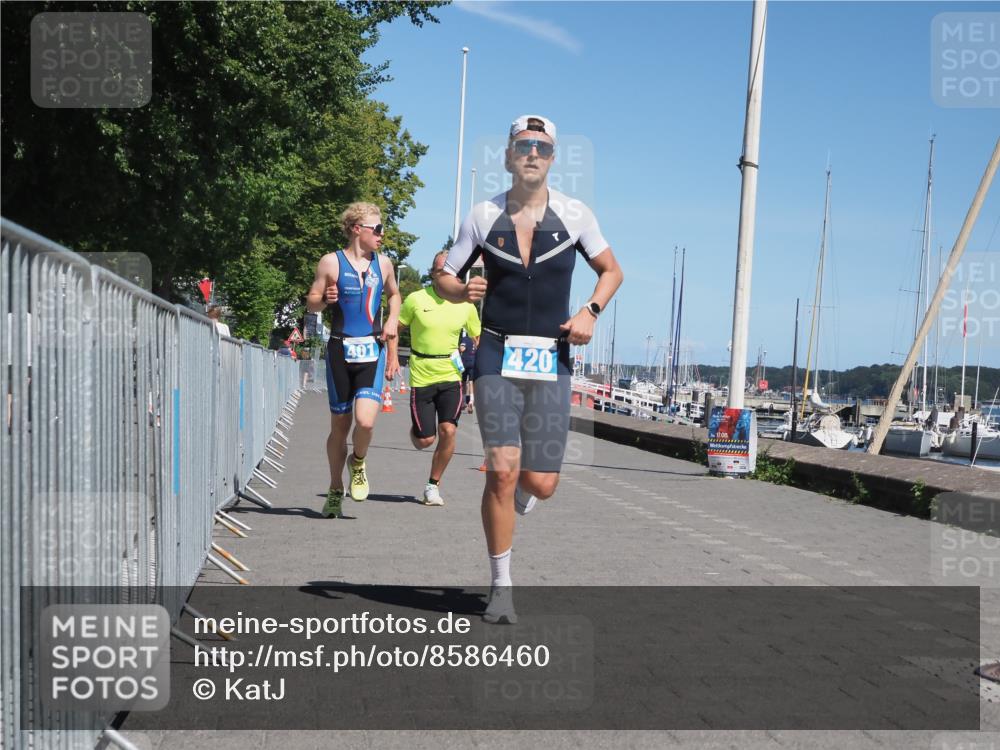 17.08.2025 - KN Förde Triathlon 2025 KatJ http://msf.ph/oto/8586460 17.08.2025 13:27:38 Laufen 401, 420, 456 meine-sportfotos.de