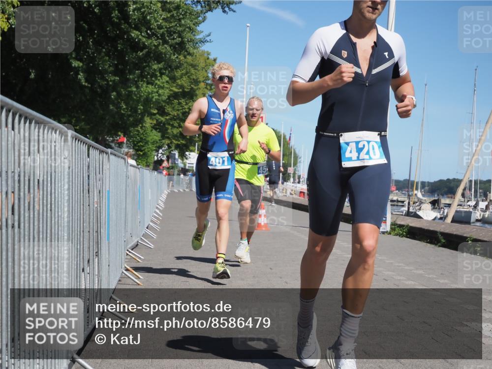17.08.2025 - KN Förde Triathlon 2025 KatJ http://msf.ph/oto/8586479 17.08.2025 13:27:39 Laufen 401, 420, 456 meine-sportfotos.de