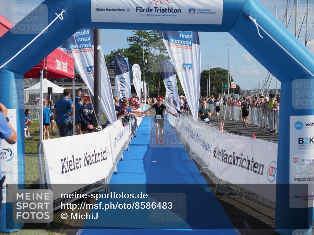 17.08.2025 - KN Förde Triathlon 2025 MichiJ http://msf.ph/oto/8586483 17.08.2025 10:25:55 Laufen 117 meine-sportfotos.de